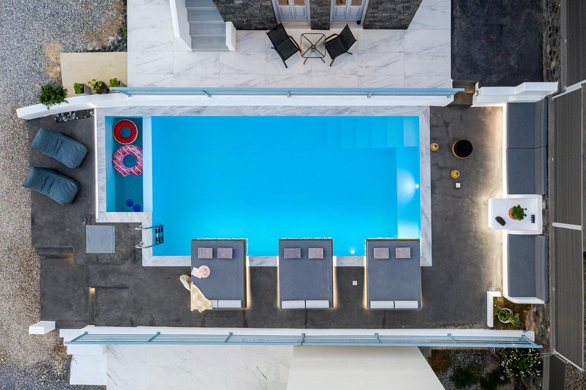 BlackStone Luxury Suites Emporio  Extérieur photo