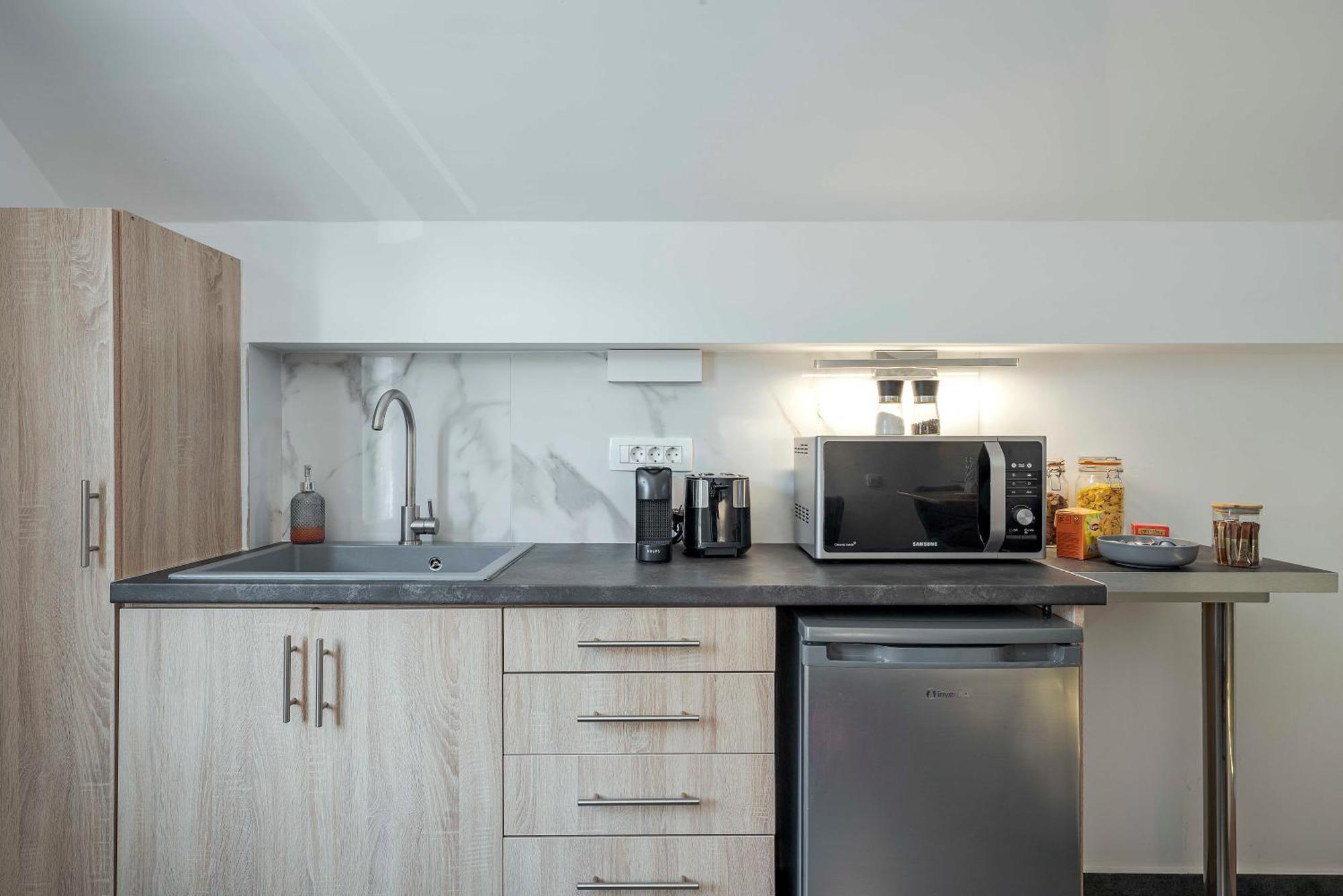 BlackStone Luxury Suites Emporio  Chambre photo